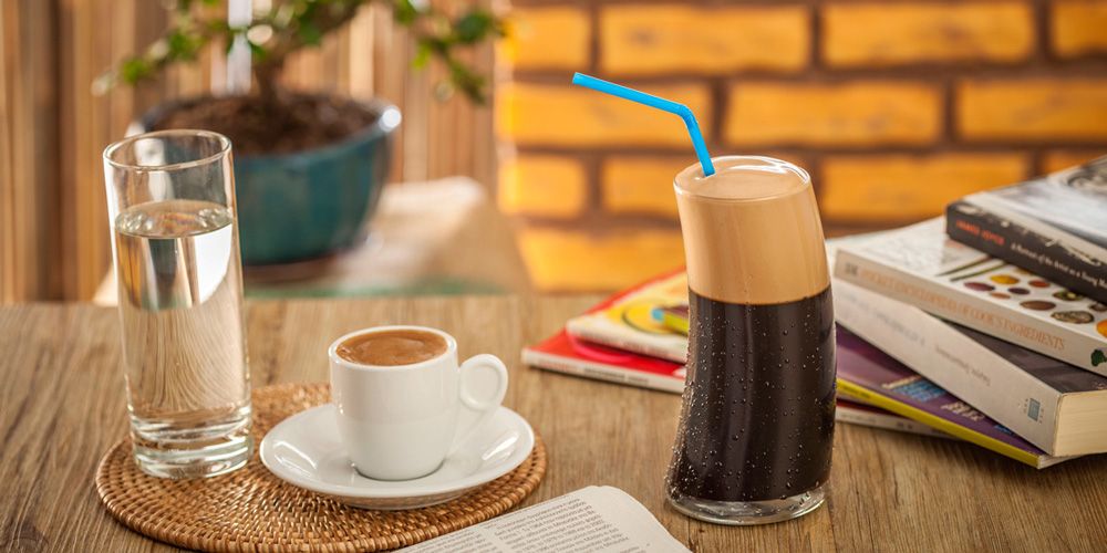 taksidi sti xora tou kafe xoris kafeini 12500 XL